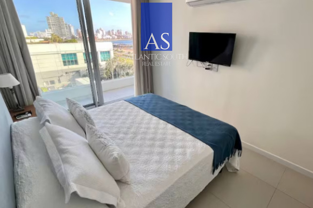 Apartamento ID.4801 - Apartamento de 1 Dormitorio en Parada 4 de Playa Mansa Frente a Enjoy Conrad