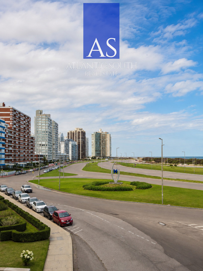 Apartamento ID.5042 - Apartamento de 2 dormitorios + dependencia completa en Imperiale II, Playa Brava