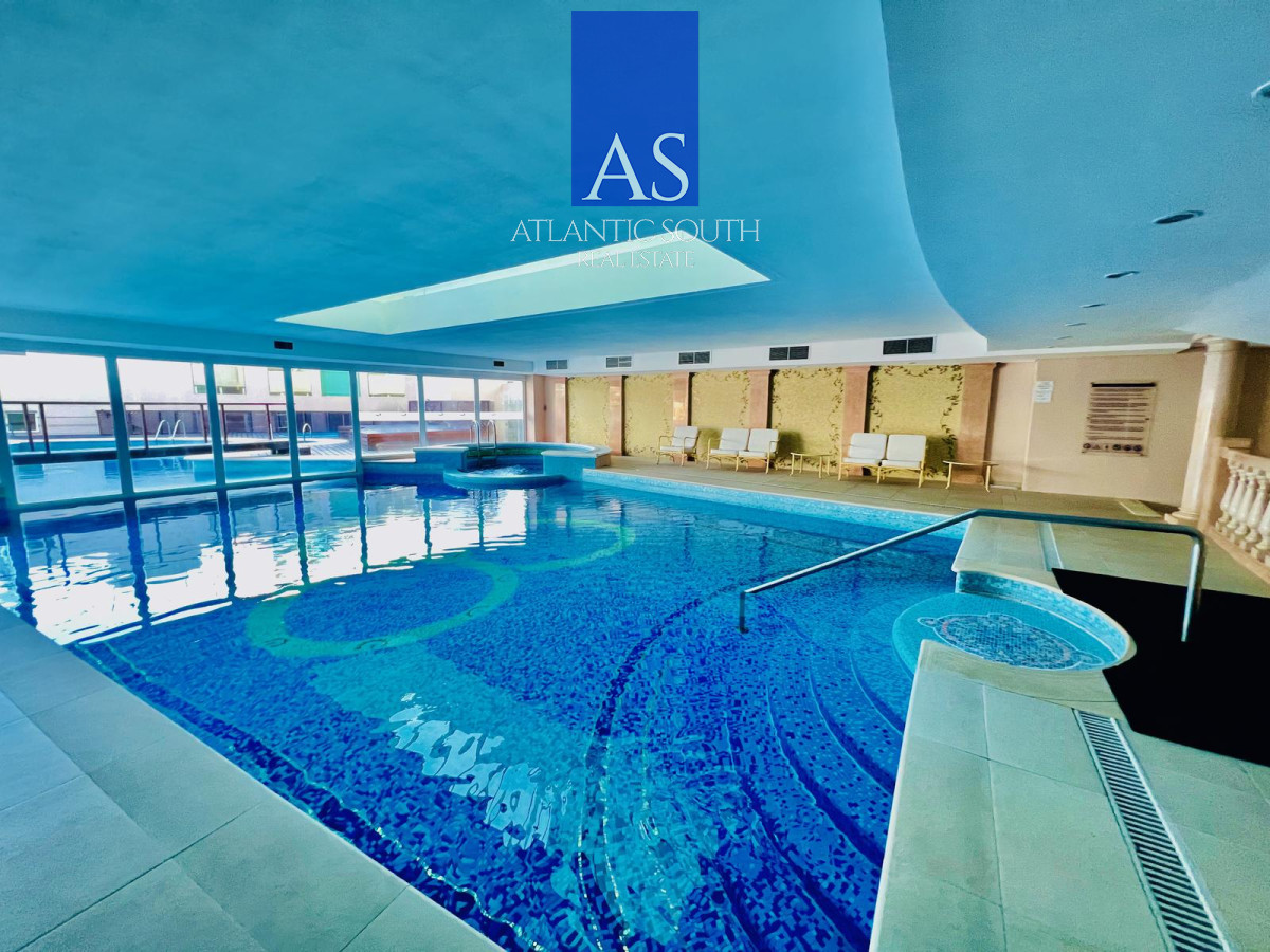 Apartamento ID.3574 - Apartamento de 3 dormitorios en primera linea Playa Mansa , Punta del Este