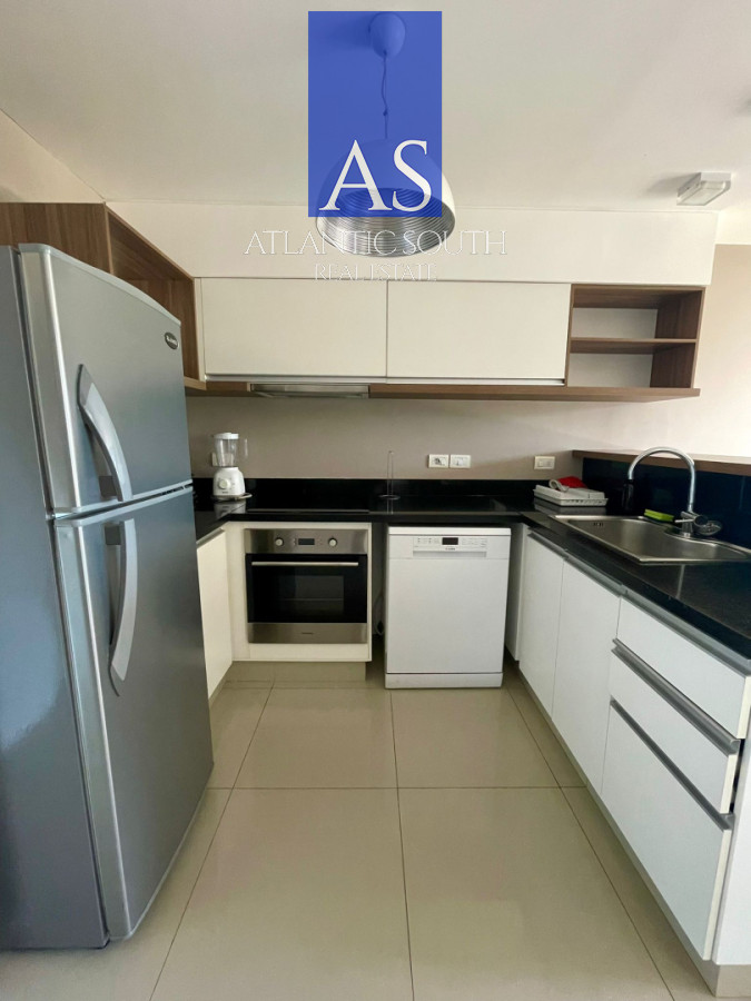 Apartamento ID.4533 - Oportunidad 1 dormitorio y medio con vista, balcón y servicios en Aidy Grill Punta del Este