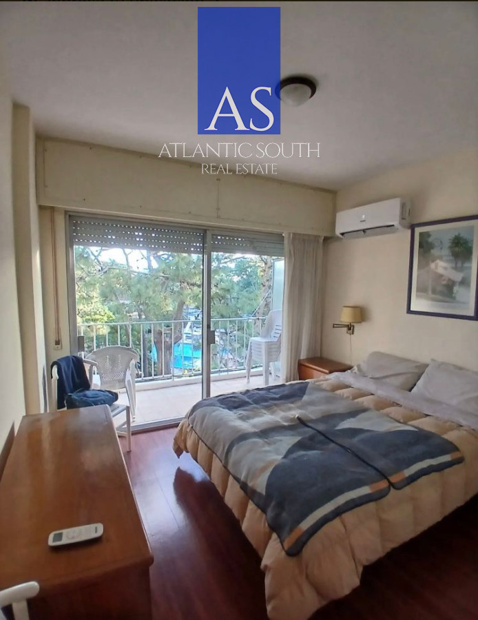 Apartamento ID.4490 - Oportunidad apartamento de 2 dormitorios Playa Mansa Punta del Este 