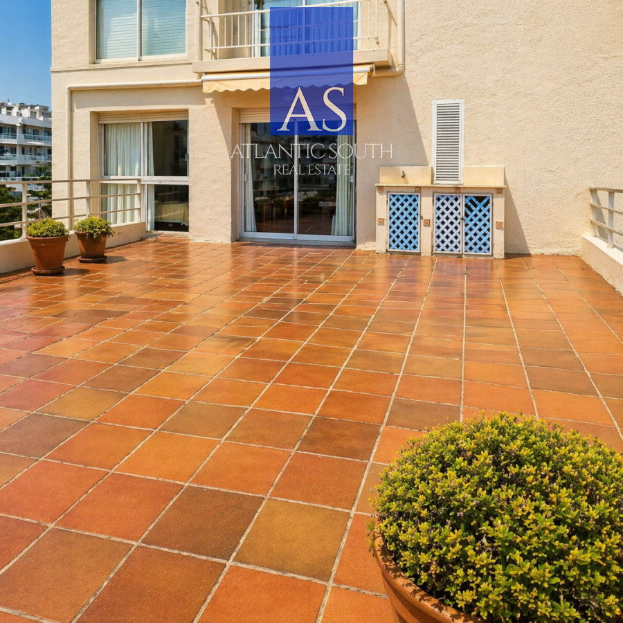 Apartamento ID.4714 - Apartamento 1 dormitorio gran terraza frente al mar con garage