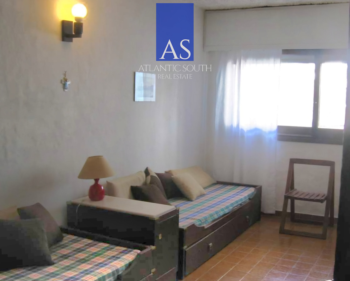 Apartamento ID.3779 - Apartamento de 3 dormitorios estufa a leña y parrillero propio próximo al mar Playa Brava