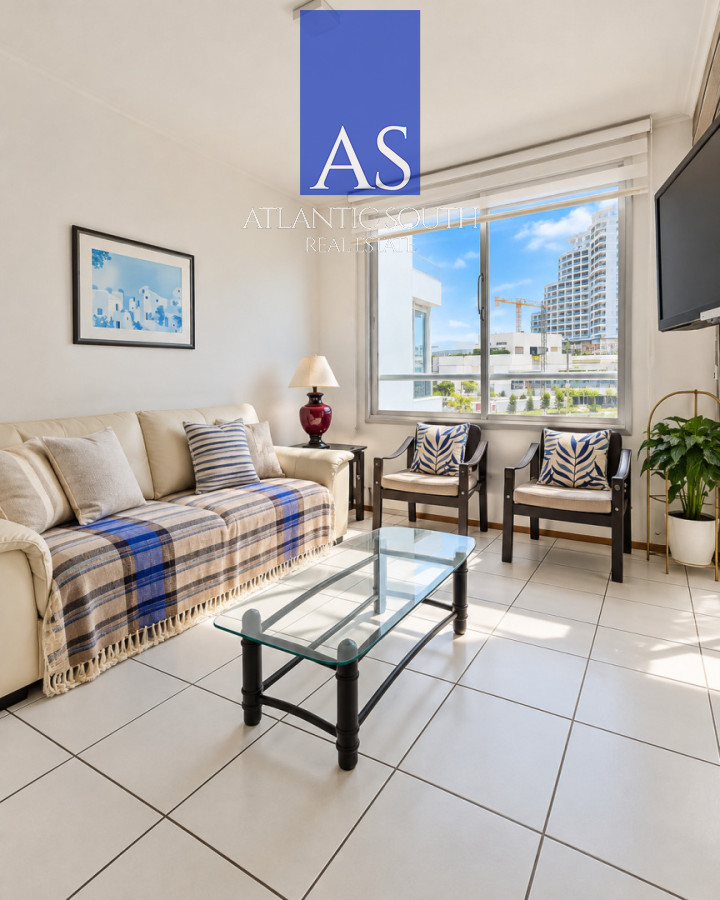 Apartamento ID.5137 - Apartamento de 2 dormitorios con garage en zona Conrad Punta del Este