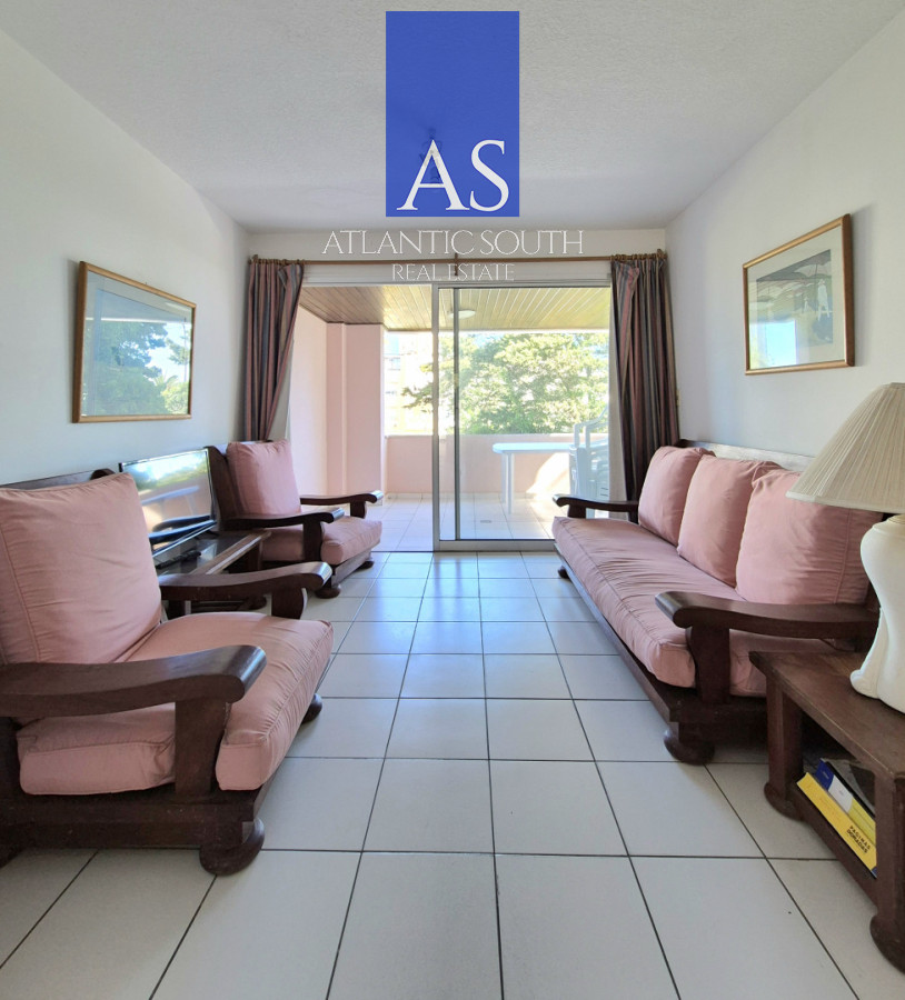Apartamento ID.4458 - Apartamento venta 3 dormitorios tipo casa Playa Mansa Punta del Este