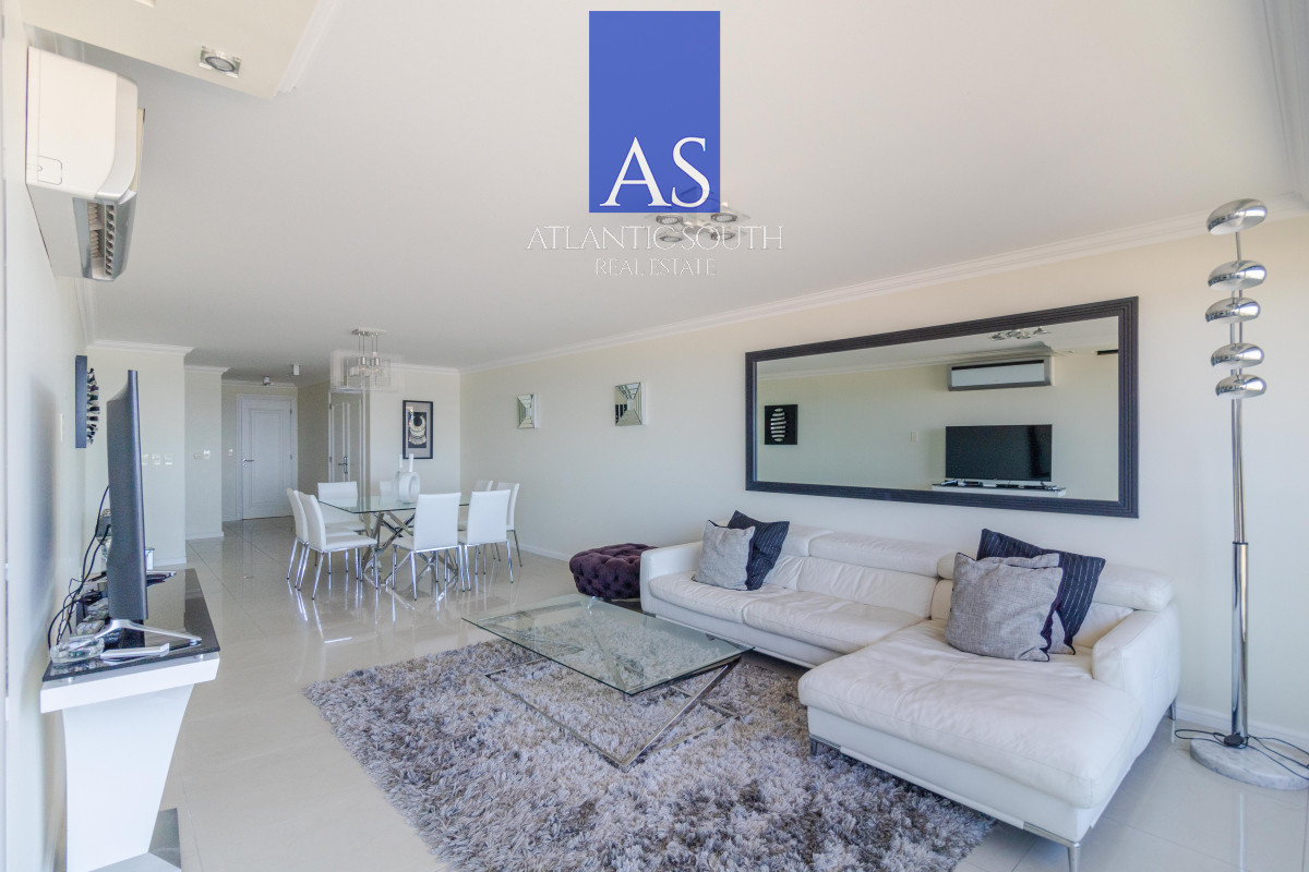 Apartamento ID.3856 - Apartamento de 3 dormitorios en suite frente al mar en Torre Imperiale Playa Brava Punta del Este