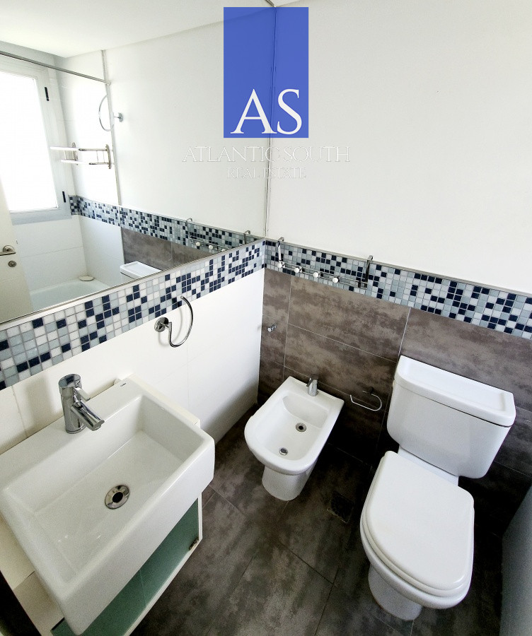 Apartamento ID.2612 - Apartamento 2 dormitorios en Playa Brava a 50mts del mar