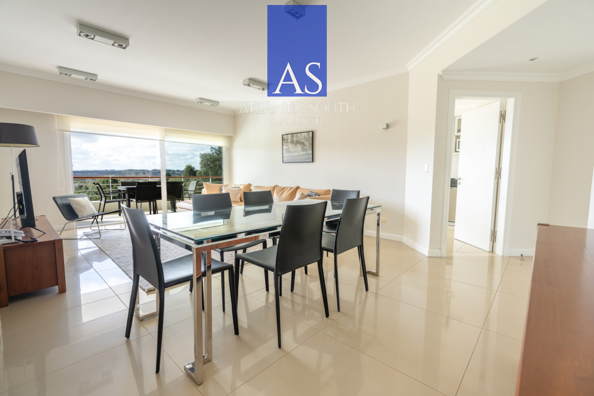 Apartamento ID.5184 - Apartamento de 2 dormitorios en complejo privado Playa Mansa 