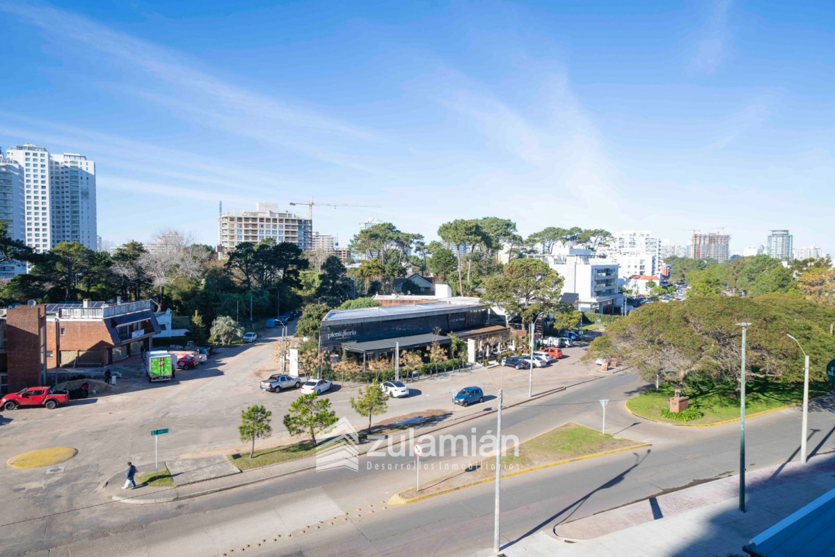Apartamento de 3 dormitorios con amenities premium Punta del Este 
