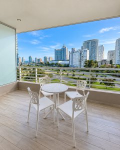 Apartamento en venta y alquiler en playa mansa, Punta del Este