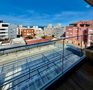 Apartamento 1 dormitorio con vista al mar en penìnsula 