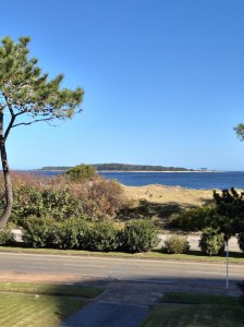 Apartamento de 3 dormitorios primera línea con vista al mar Playa Mansa Punta del Este