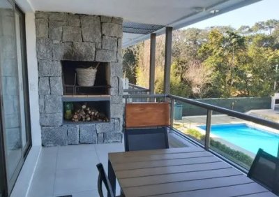Apartamento 2 dormitorios con parrillero , Punta del Este 