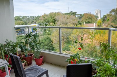 Apartamento de 2 dormitorios con servicios Punta del Este 