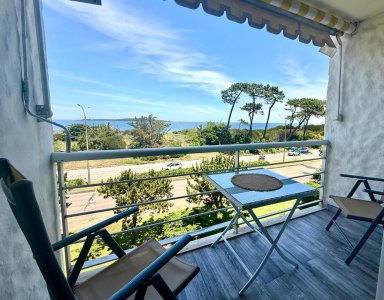 Apartamento de un dormitorio con vista al mar en Playa Mansa