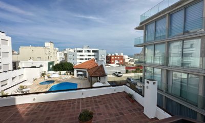 Apartamento de 1 dormitorio con vista al mar en península