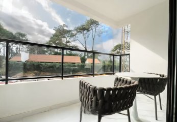 Apartamento a estrenar 2 dormitorios en torre de excelente categoría garage y servicios Punta del Este