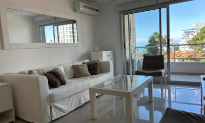 Oportunidad Moon Apartamento amplio y moderno 3 dormitorios y 3 baños con parrillero Punta del Este