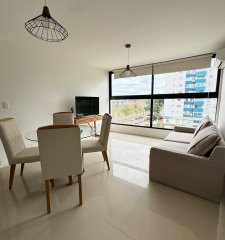 Apartamento 1 dormitorio moderno zona roosevelt Punta del Este