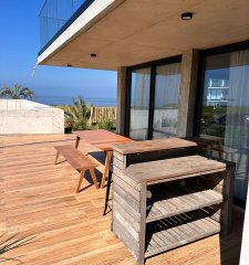 Apartamento 3 dormitorios con parrillero a estrenar garage primera linea Playa Mansa Pinares