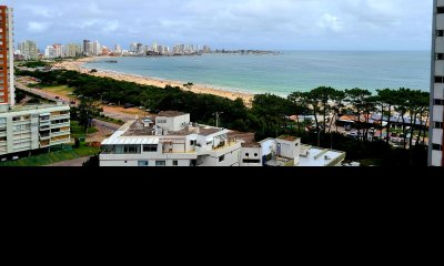 Vista espectacular a Mansa y Península 2 dormitorios Punta del Este