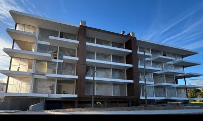 Apartamento a estrenar en  aidy grill con balcón Punta del Este