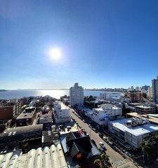 Apartamento con vista al mar 2 dormitorios con garage en Península Punta del Este