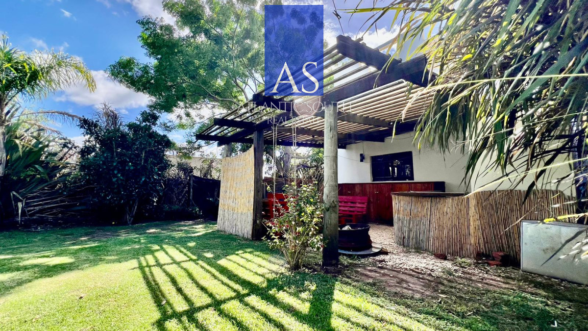 VENTA: CASA 2 DORMITORIOS EN LA BOTA MALDONADO 