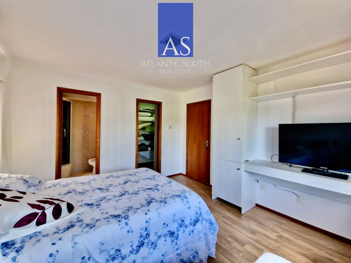 Casa ID.3948 - Casa en venta de 3 dormitorios moderna Punta del Este losa radiante 