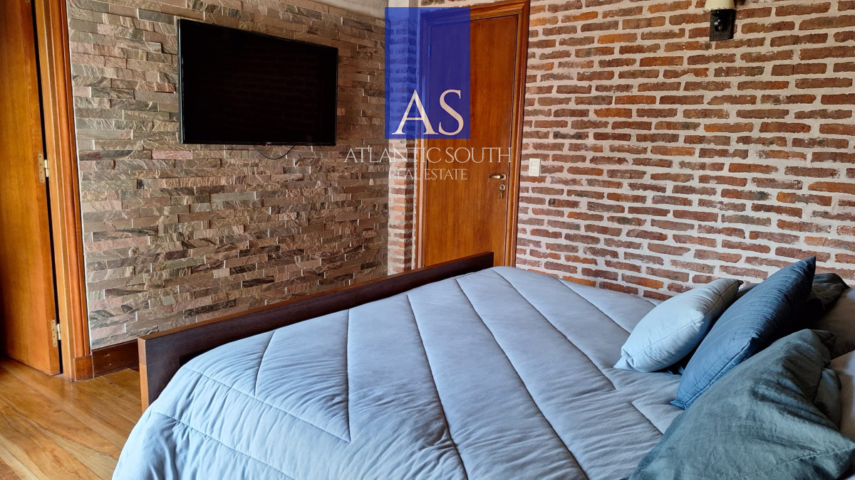Casa ID.3867 - Casa moderna de 3 dormitorios piscina climatizada Pinares Punta del Este