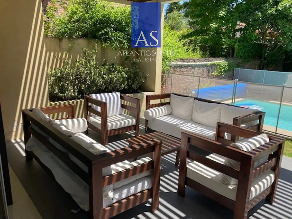 Casa ID.2722 - Casa moderna de 3 dormitorios estilo minimalista cercana al mar Playa Mansa Punta del Este