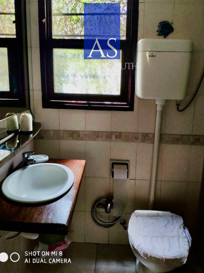 Casa ID.2963 - Casa de 4 dormitorios y dependencia Pinares