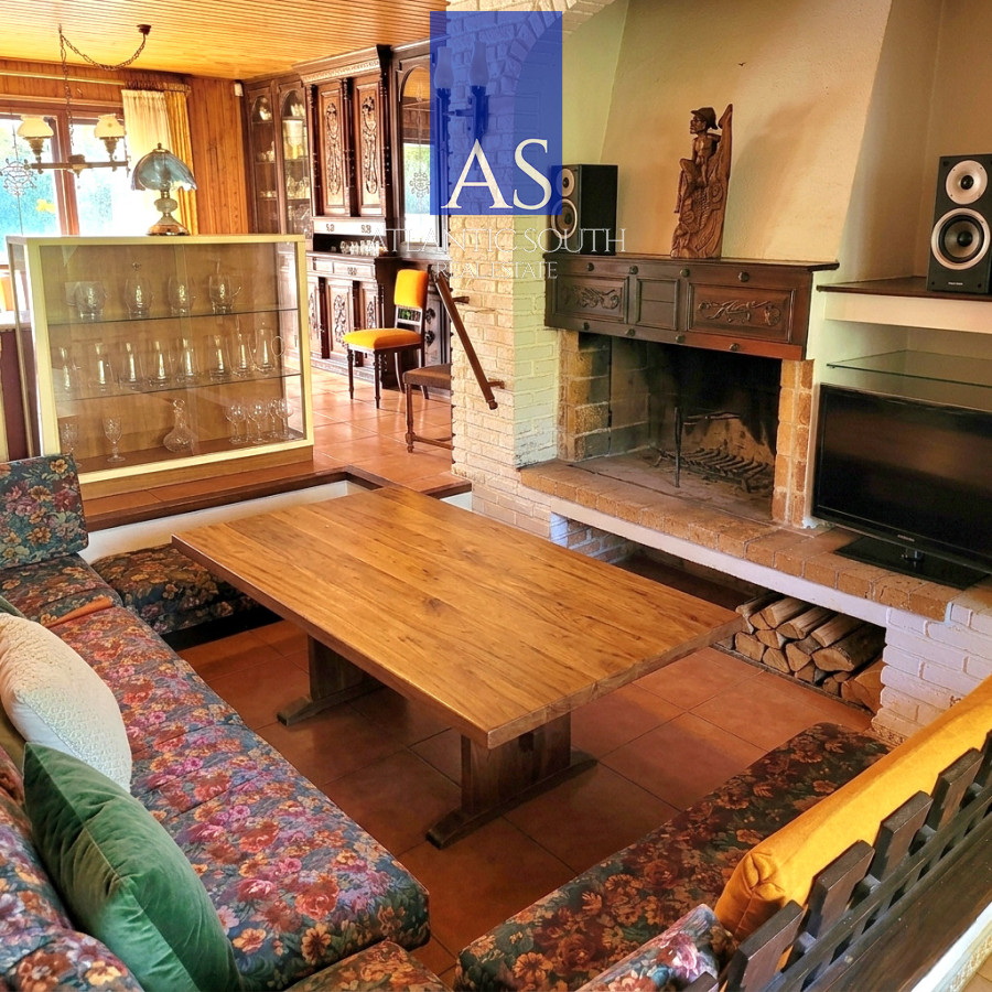 Casa ID.4666 - Casa de 4 dormitorios con piscina, barbacoa para 20 personas y parque arbolado, a 300 metros del mar en Punta del Este