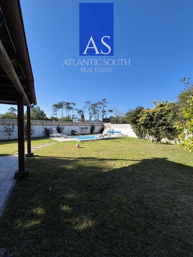 Casa ID.3948 - Casa en venta de 3 dormitorios moderna Punta del Este losa radiante 