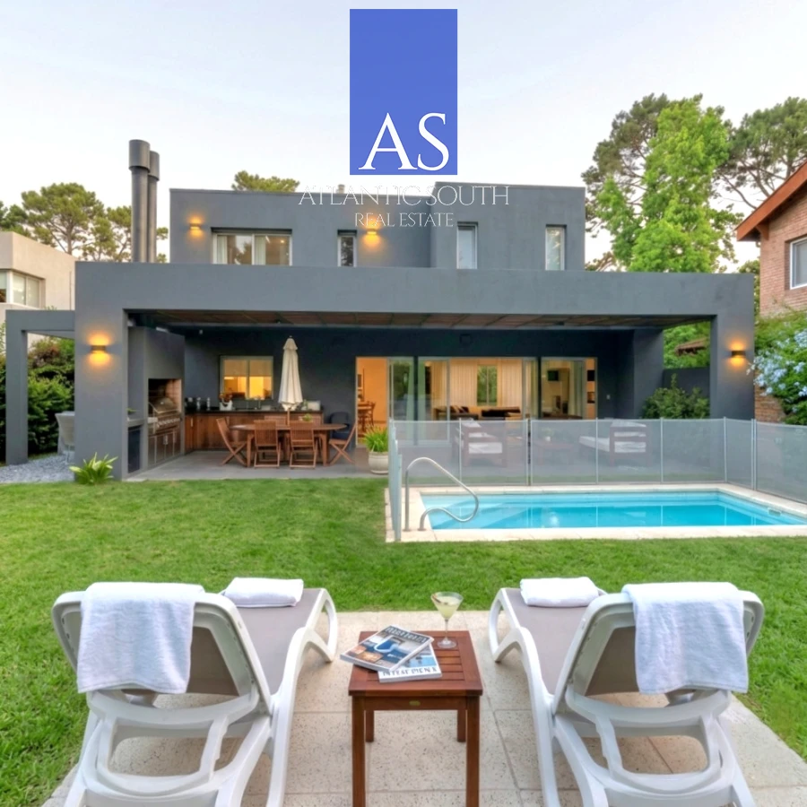 Casa ID.2722 - Casa moderna de 3 dormitorios estilo minimalista cercana al mar Playa Mansa Punta del Este