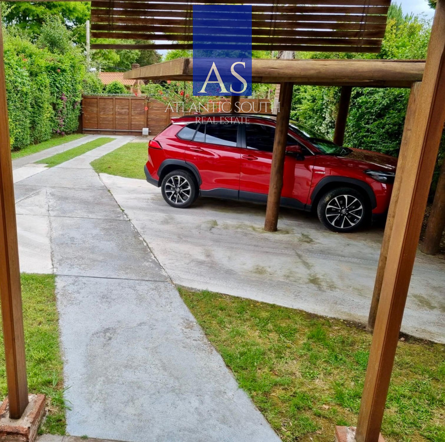 Casa ID.3948 - Casa en venta de 3 dormitorios moderna Punta del Este losa radiante 