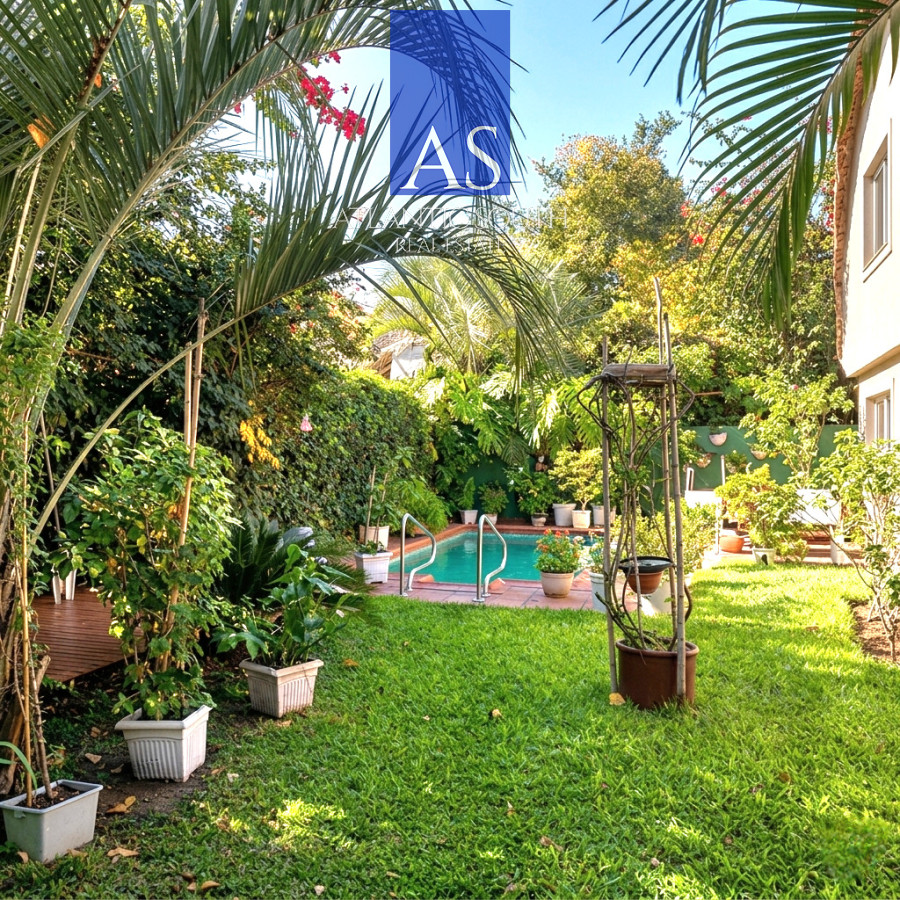 Casa ID.4666 - Casa de 4 dormitorios con piscina, barbacoa para 20 personas y parque arbolado, a 300 metros del mar en Punta del Este