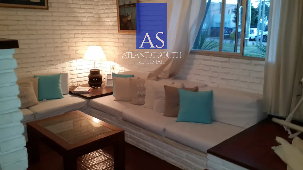 Casa ID.3875 - venta Casa de 3 dormitorios construcción tradicional Playa Mansa Pinares