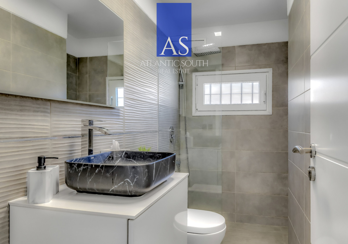 Casa ID.4842 - Chalet reciclado a 150 Metros del Mar en Playa Mansa