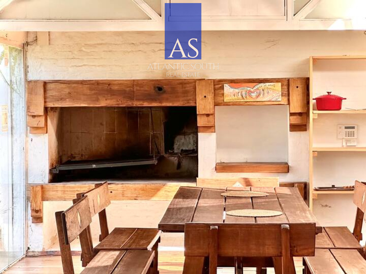 Casa ID.3392 - Mansión 7 dormitorios en Lugano Punta del Este