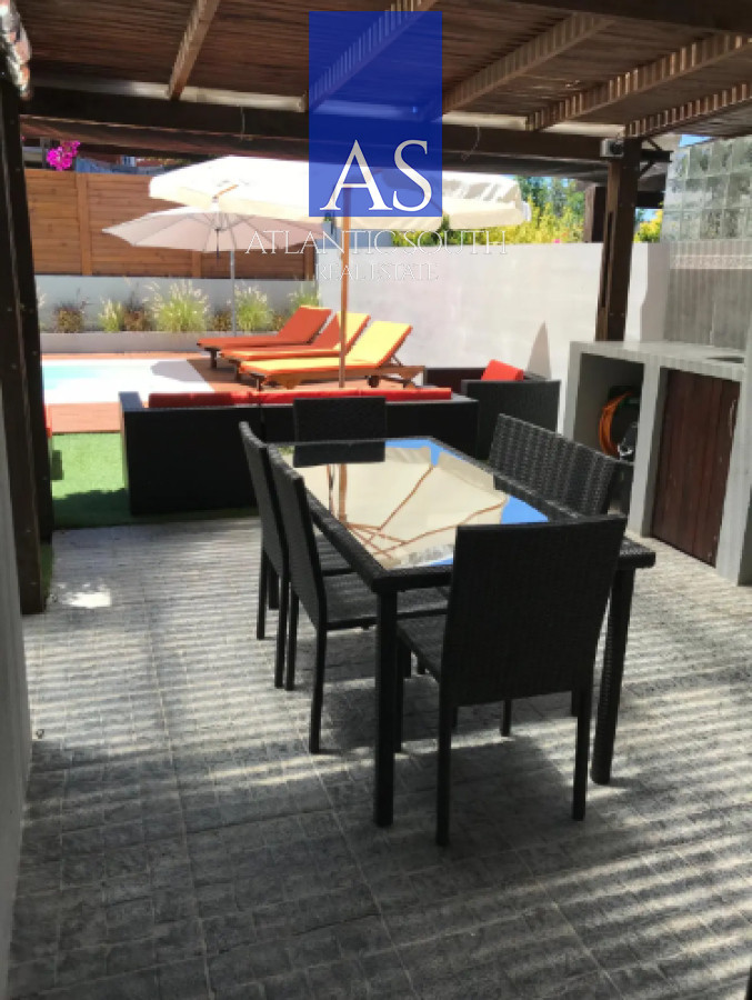 Casa ID.4330 - Casa moderna 3 dormitorios 3 baños cochera piscina Pinares Punta del Este
