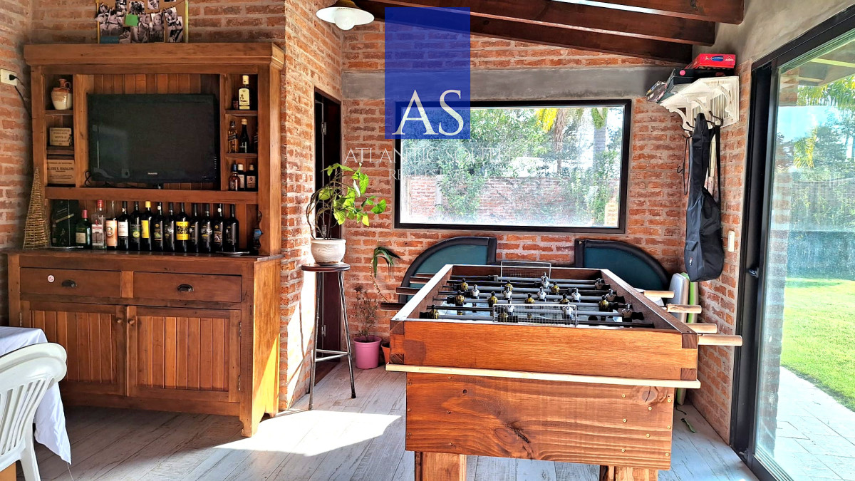 Casa ID.3867 - Casa moderna de 3 dormitorios piscina climatizada Pinares Punta del Este