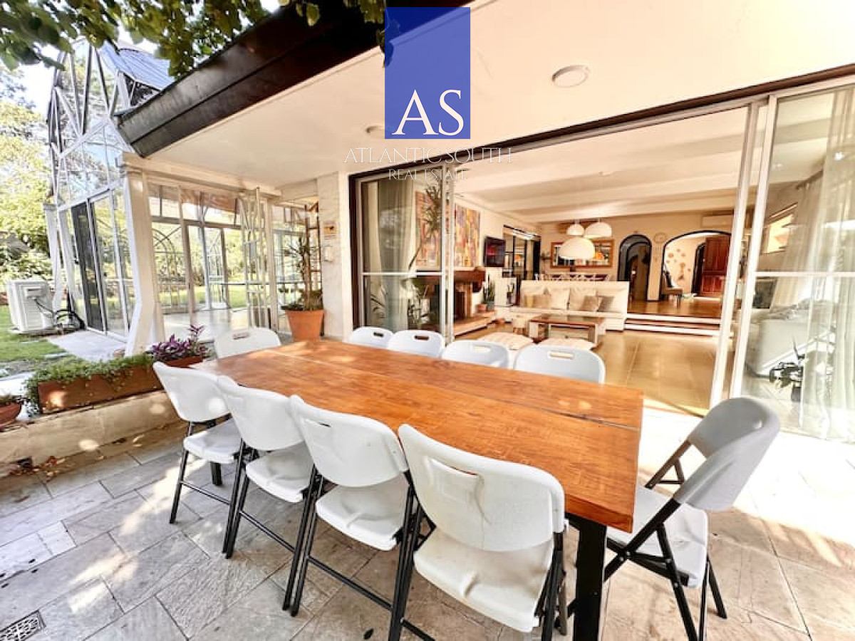Casa ID.3392 - Mansión 7 dormitorios en Lugano Punta del Este