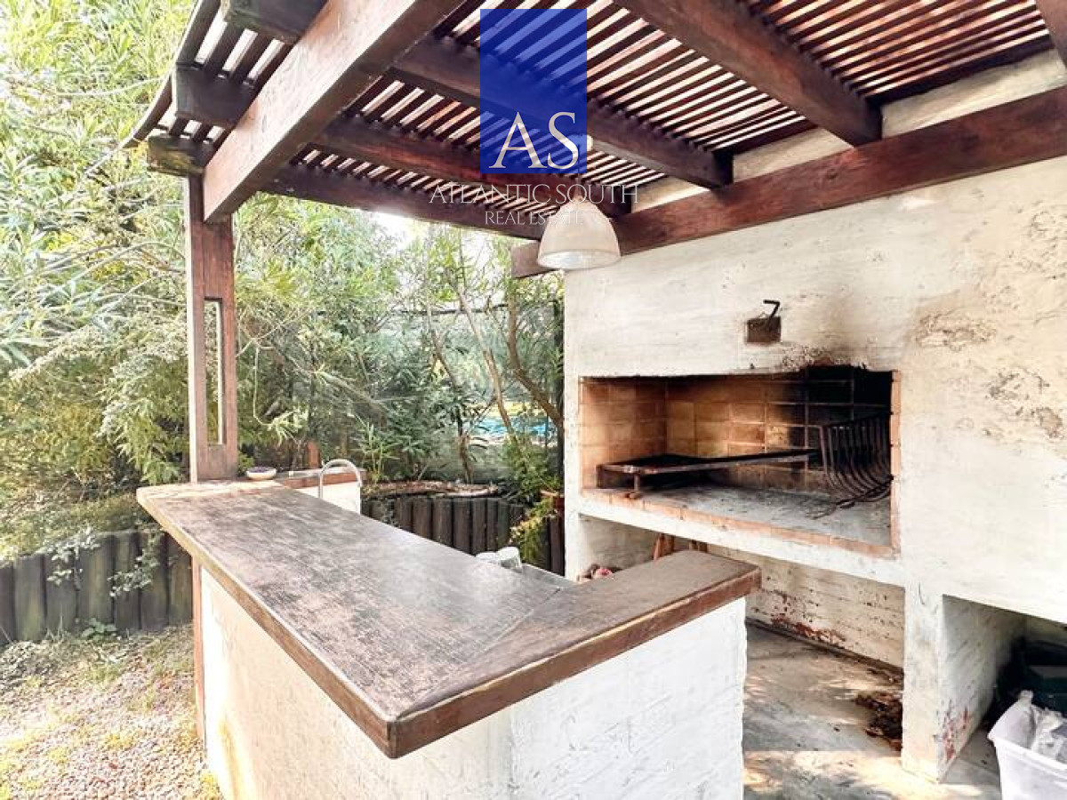 Casa ID.3392 - Mansión 7 dormitorios en Lugano Punta del Este