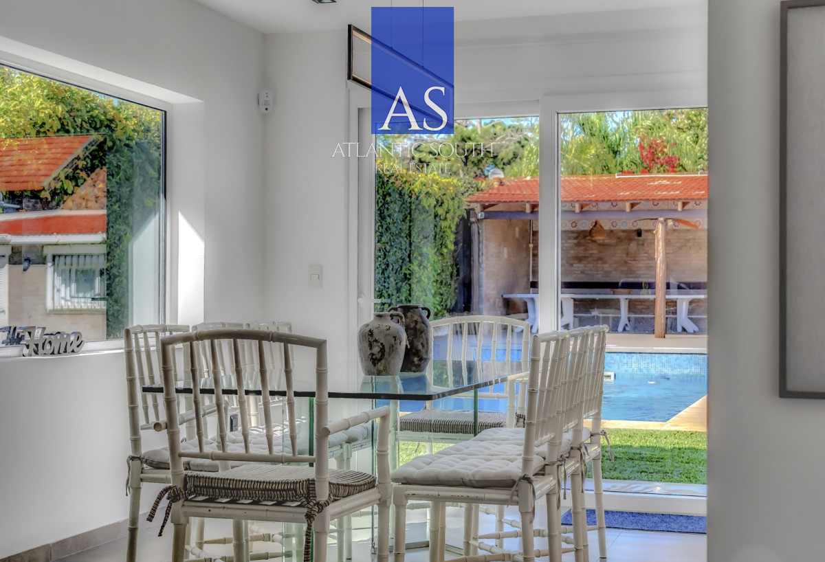 Casa ID.4842 - Chalet reciclado a 150 Metros del Mar en Playa Mansa