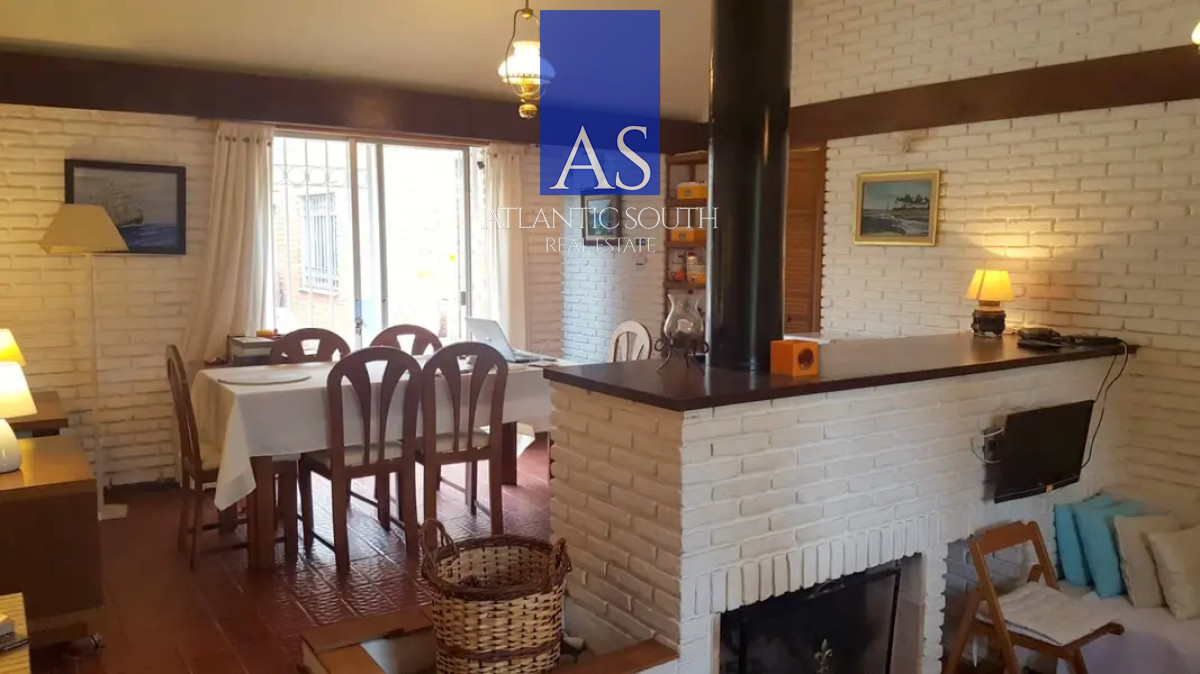 Casa ID.3875 - venta Casa de 3 dormitorios construcción tradicional Playa Mansa Pinares