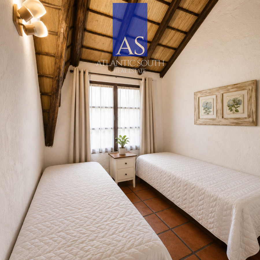 Casa ID.4809 - Casa 3 dormitorios con piscina y barbacoa cercana al mar Pinares Punta del Este 