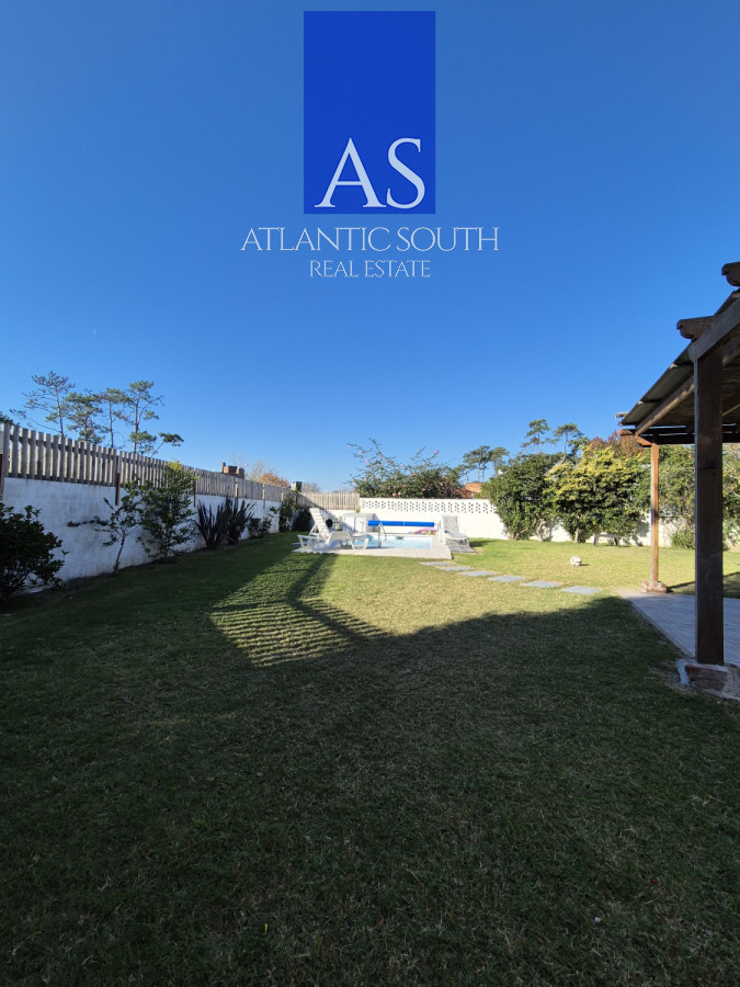 Casa ID.3948 - Casa en venta de 3 dormitorios moderna Punta del Este losa radiante 
