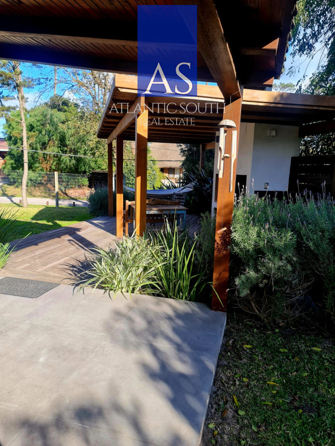 Casa ID.3074 - Casa reciclada próxima al mar Punta del Este