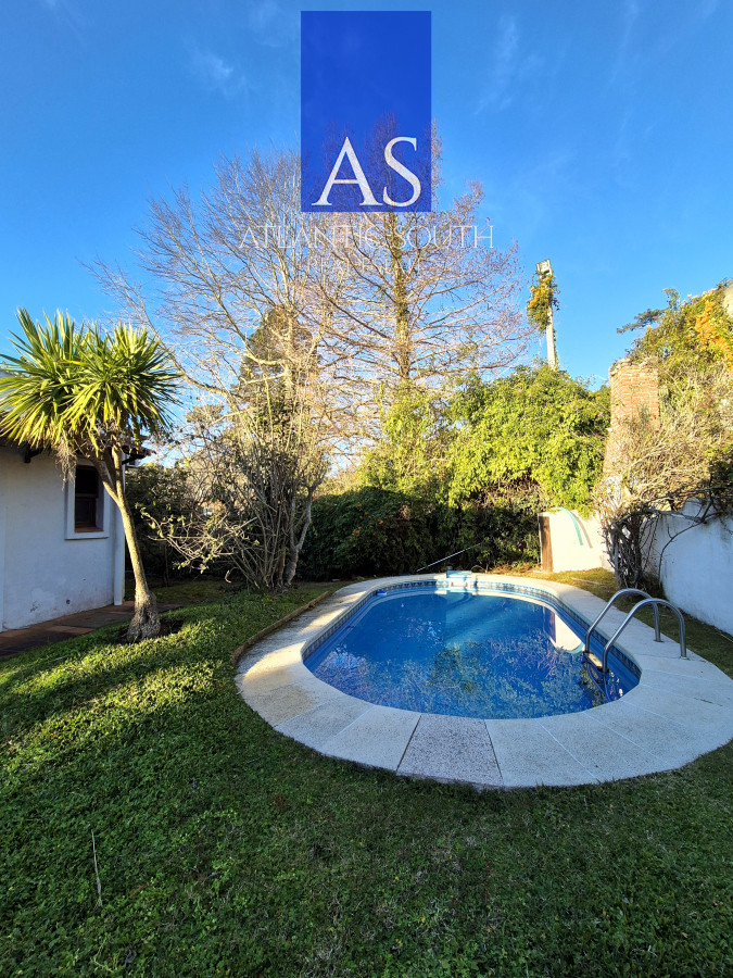 Casa ID.4311 - Casa de 3 dormitorios mas dependencia completa barbacoa piscina Pinares Punta del Este